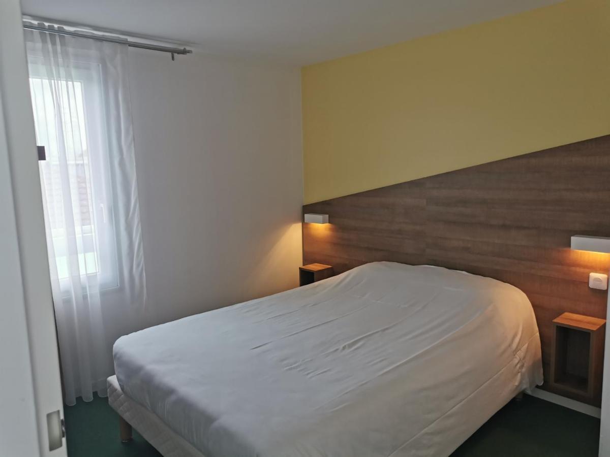 Fasthotel Paris Ouest Bouafle Екстериор снимка