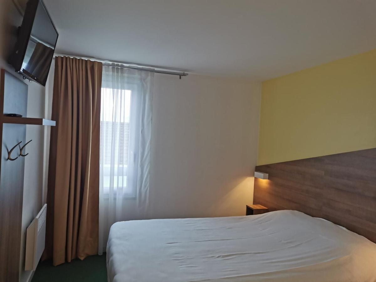 Fasthotel Paris Ouest Bouafle Екстериор снимка