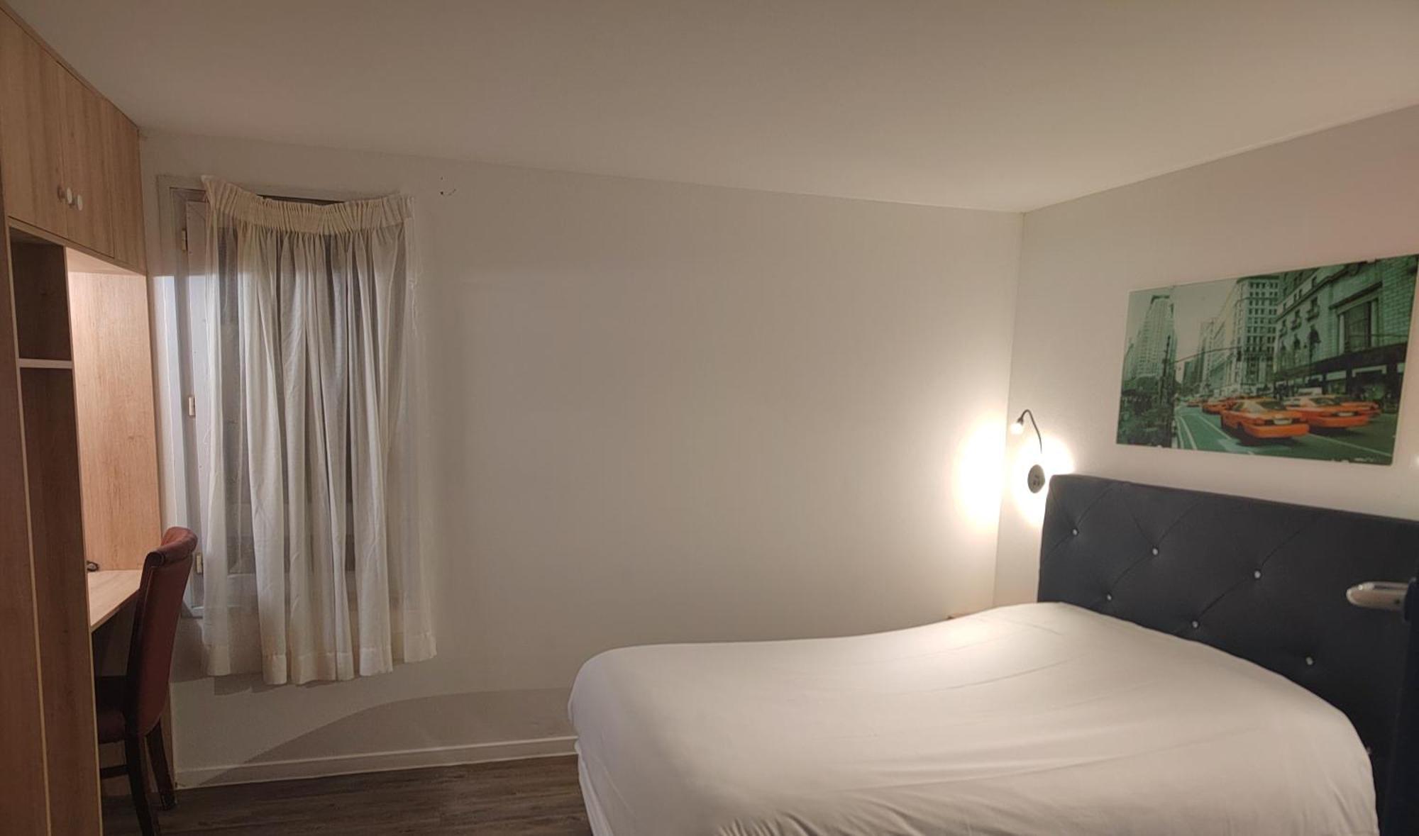 Fasthotel Paris Ouest Bouafle Екстериор снимка
