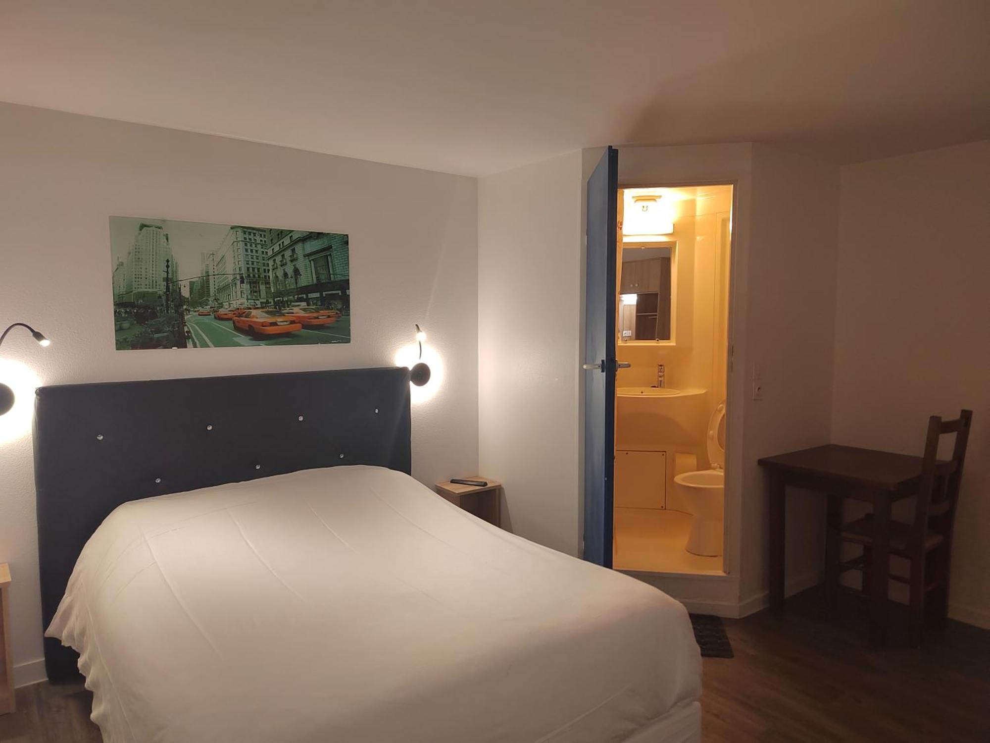 Fasthotel Paris Ouest Bouafle Екстериор снимка