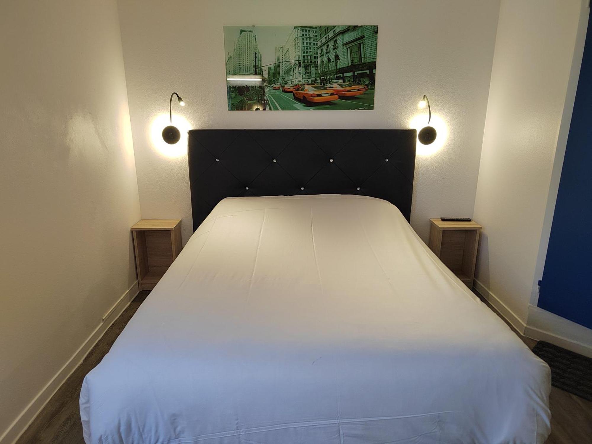 Fasthotel Paris Ouest Bouafle Екстериор снимка