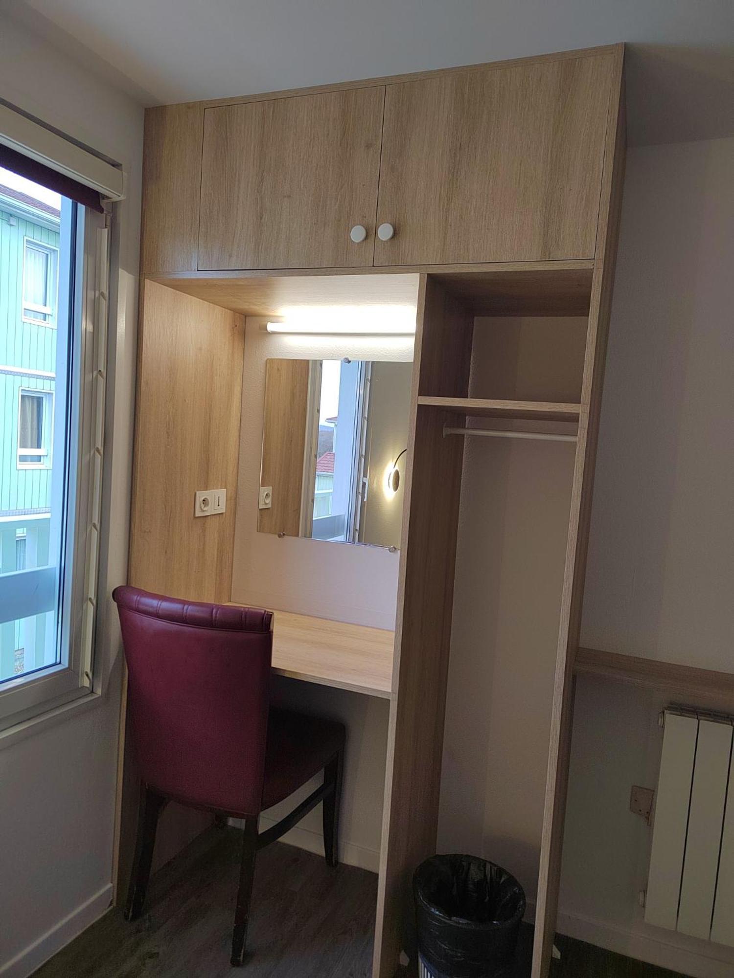 Fasthotel Paris Ouest Bouafle Екстериор снимка